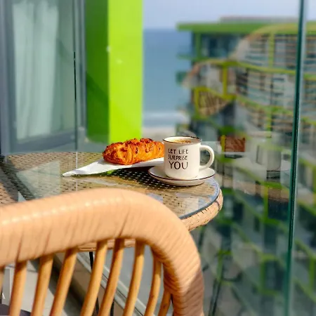 Coral Pool & Mamaia Nord 아파트 Năvodari
