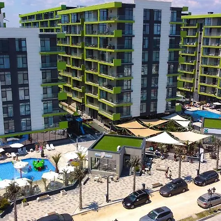 Coral Pool & Mamaia Nord 3*