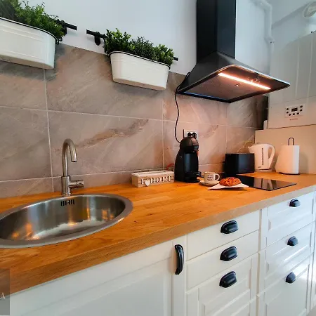 Coral Pool & Mamaia Nord 3*